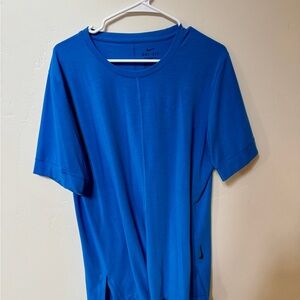 Nike Men's Yoga Vibrant Blue Short Sleeve Tee